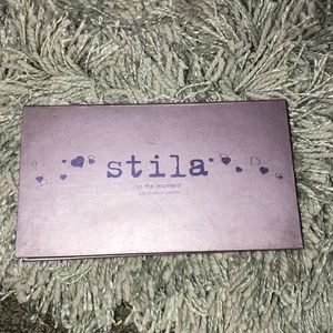 Stila i the moment palette